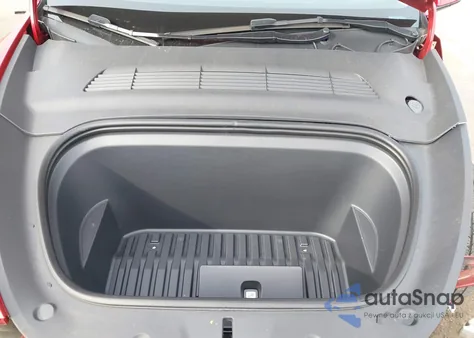 2023 Tesla Model Y Awd/Long Range Dual Motor All-Wheel Drive z USA, uszkodzony, nr VIN 7SAYGDEE9PA115198